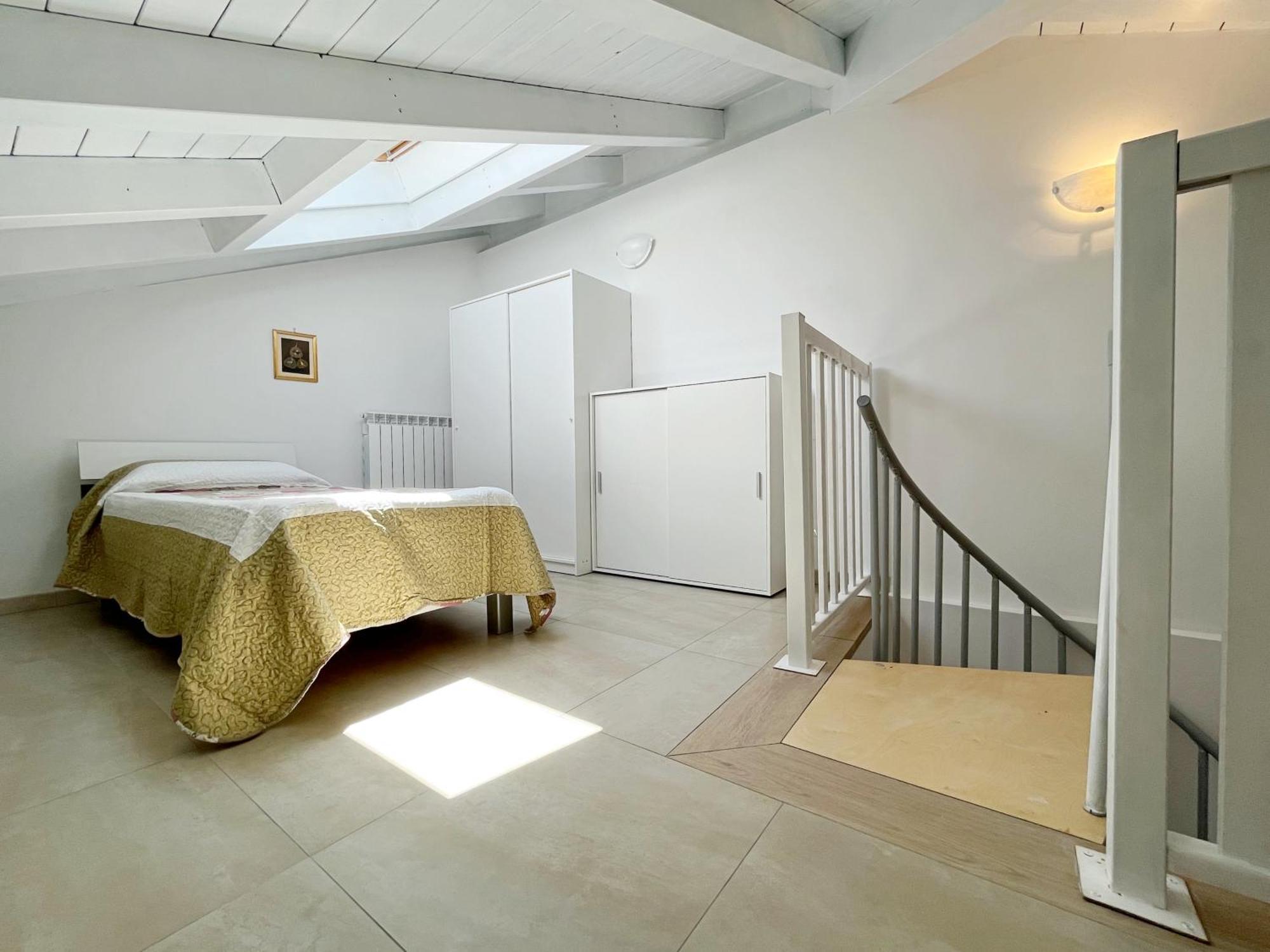 Appartamento Con Balcone Affascinante A Cadorago Fino Mornasco Buitenkant foto